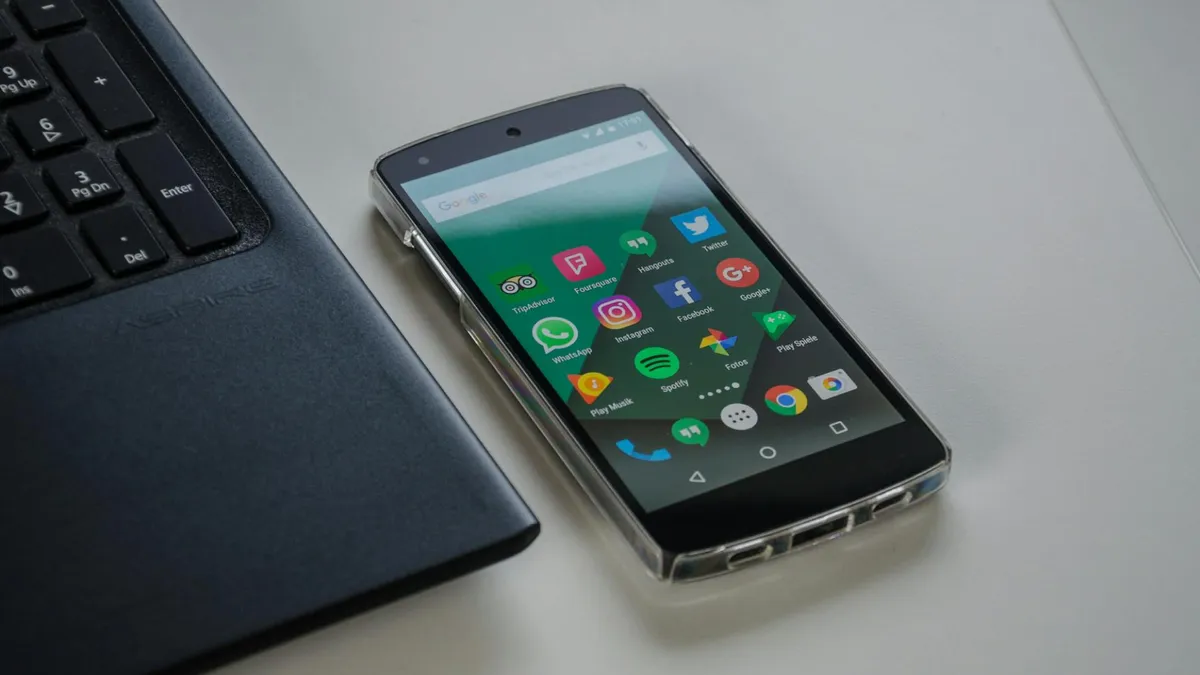 Вторая жизнь Android 4.0 и ниже: Что можно сделать со старым смартфоном?