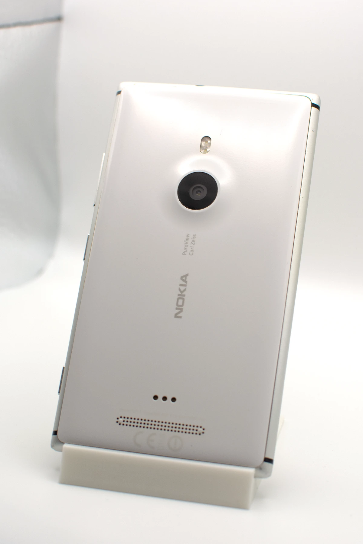 Nokia Lumia 925 — фото 2